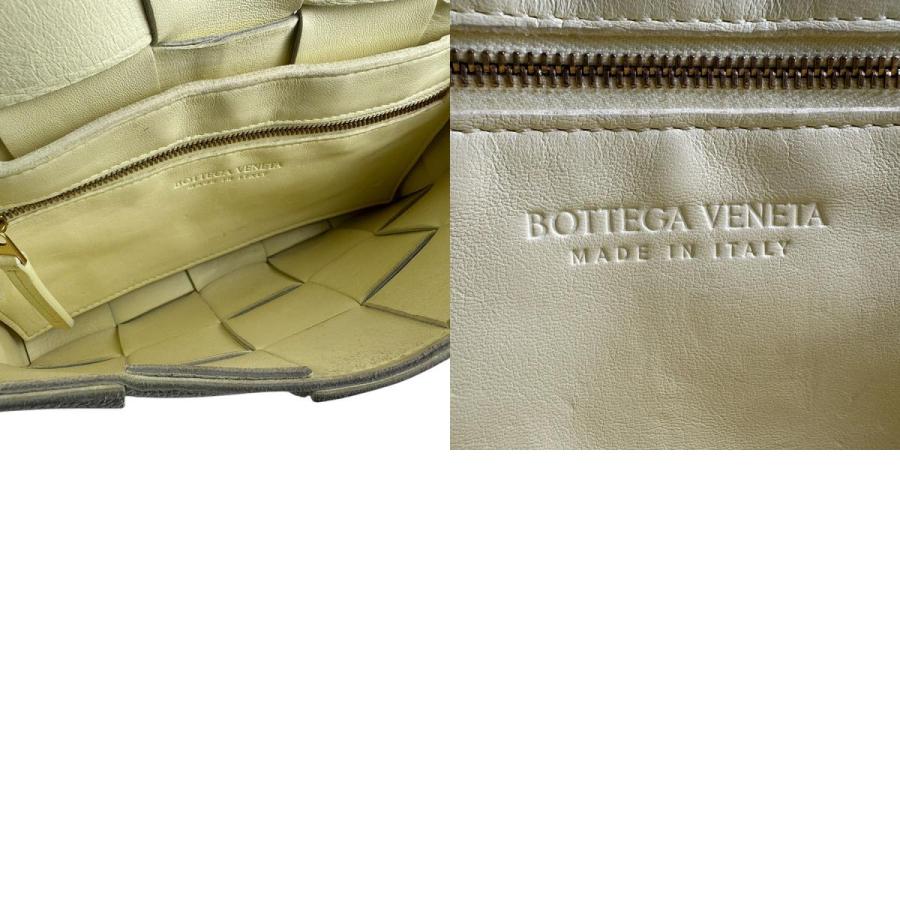 ボッテガヴェネタ BOTTEGAVENETA ショルダーバッグ カセット レザー