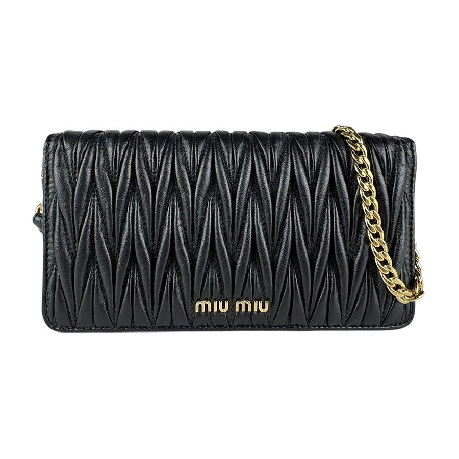 新品未使用！miumiu チェーンウォレット miu miu（ミュウミュウ） チェーンウォレット マテラッセ レザー