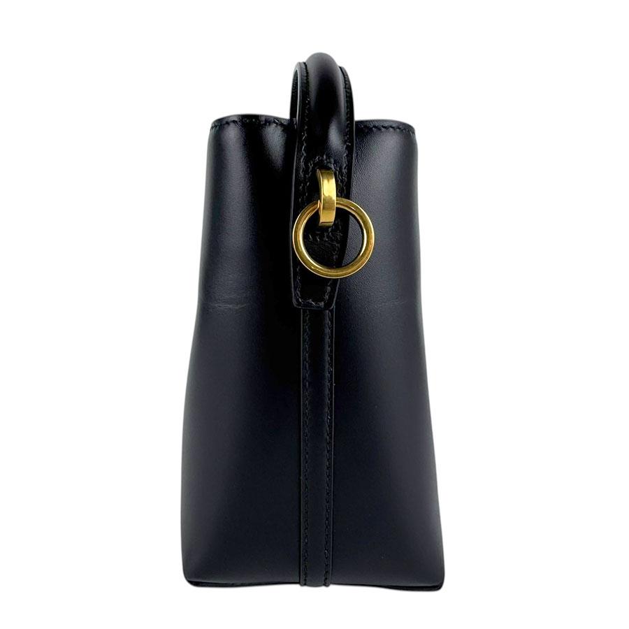 サンローラン SAINT LAURENT ショルダーバッグ Le 37 ミニバケットバッグ レザー ブラック レディース 765870 送料無料【中古】 z8141 コメ兵｜【新品】サンローラン LE 37 MINI 765870 2R20W バッグ｜SAINT