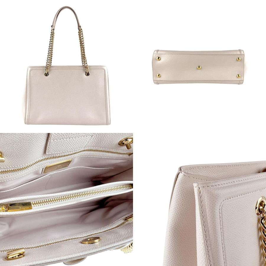 サルヴァトーレフェラガモ Salvatore Ferragamo ショルダーバッグ