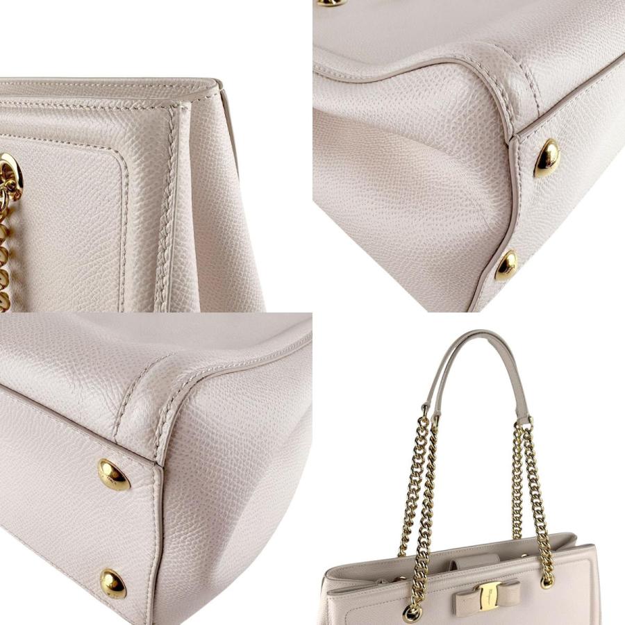 【未使用】◇フェラガモ◇ ヴァラリボン ホワイトレザー / チェーンショルダー 未使用】◇フェラガモ◇ ヴァラリボン ホワイトレザー / チェーン