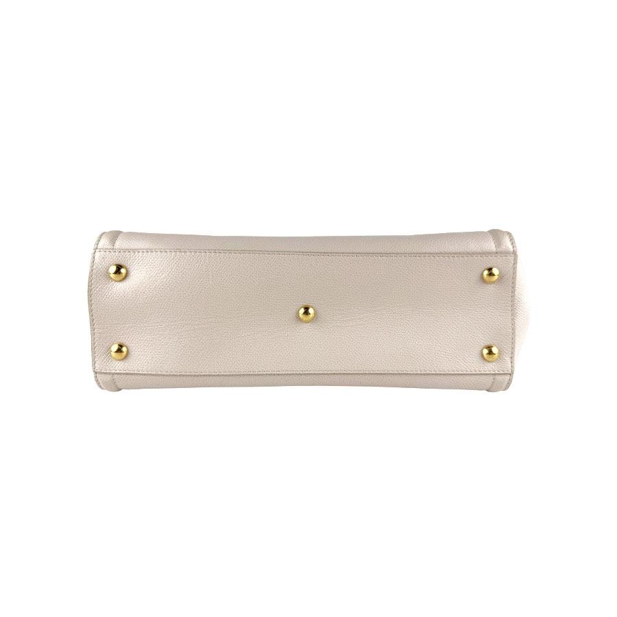 サルヴァトーレフェラガモ Salvatore Ferragamo ショルダーバッグ 