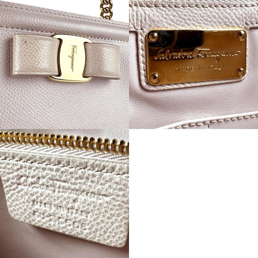 サルヴァトーレフェラガモ Salvatore Ferragamo ショルダーバッグ