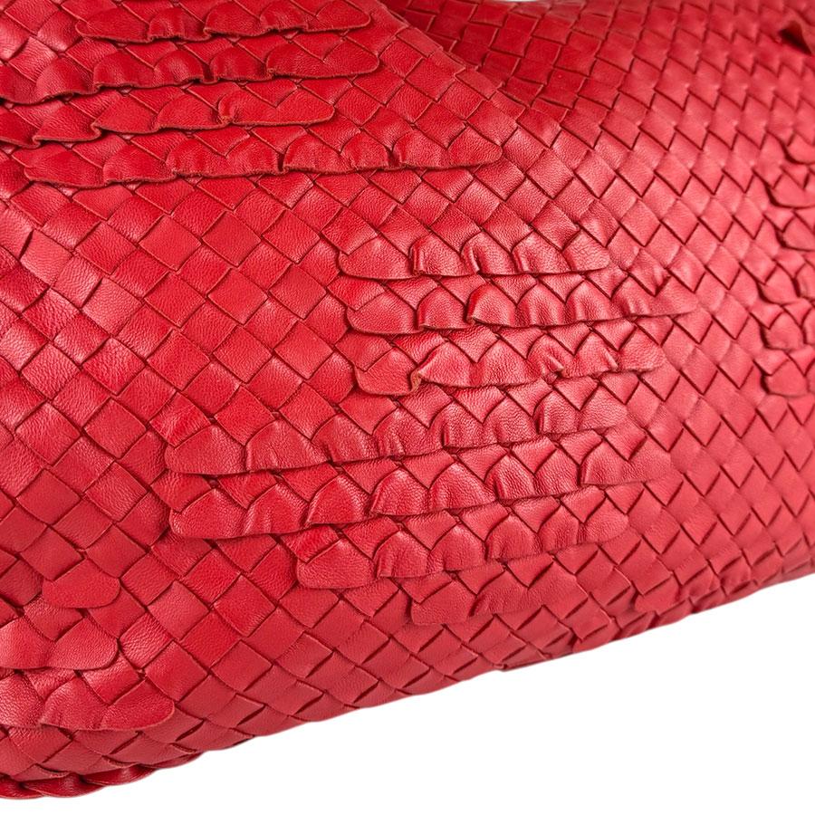 ボッテガヴェネタ  ハンドバッグ レッド  BOTTEGAVENETA イントレチャート ボッテガヴェネタ BOTTEGAVENETA ハンドバッグ イントレチャート