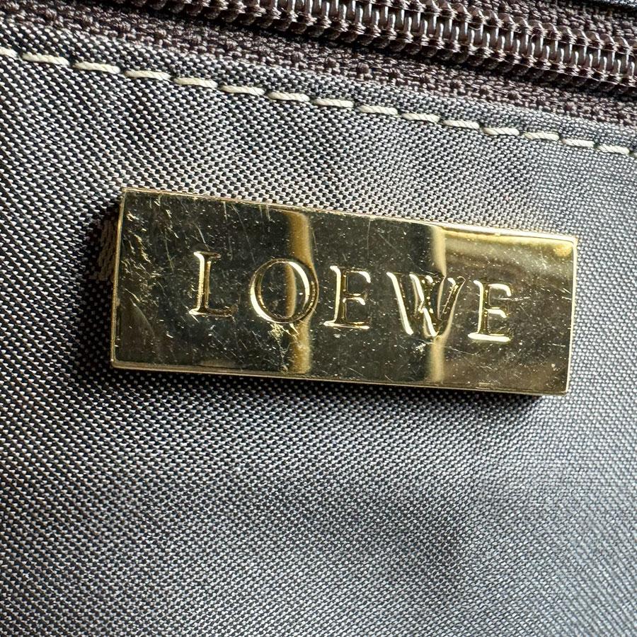 LOEWE（ロエベ） ハンドバッグ アマソナ28 レザー メタリックグレー