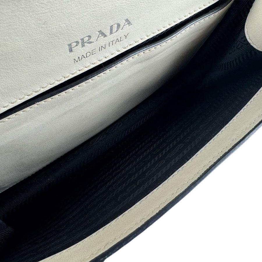 プラダ PRADA ショルダーバッグ レザー アイボリー_4