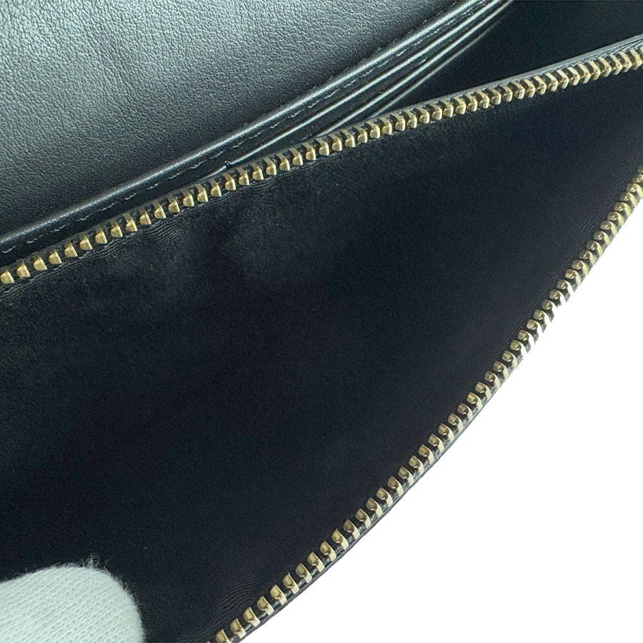 BURBERRY（バーバリー） 斜め掛けショルダーバッグ チェーンウォレット