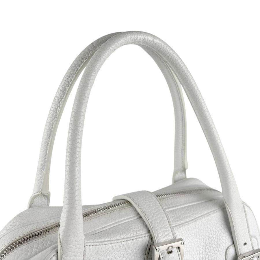 LOEWE ホワイトレザーハンドバッグ LOEWE（ロエベ） ハンドバッグ レザー ホワイト : ブランドバリュー