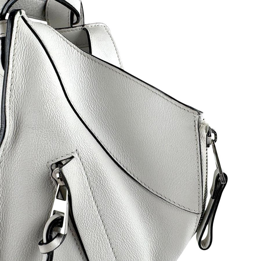 ロエベ LOEWE ショルダーバッグ ハンモック レザー ホワイト レディース 送料無料【中古】 z8614 LOEWE - ロエベ LOEWE ショルダーバッグ ハンモック レザー ホワイト