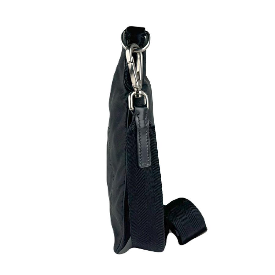 PRADA（プラダ） 斜め掛けショルダーバッグ ナイロン ブラック