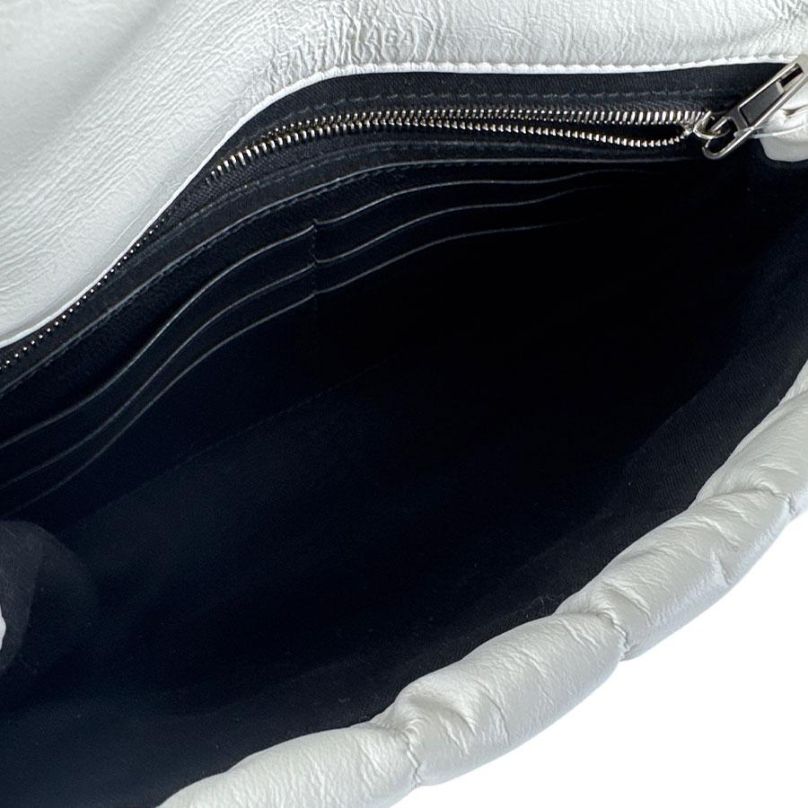BALENCIAGA（バレンシアガ） ショルダーバッグ モナコ レザー ホワイト