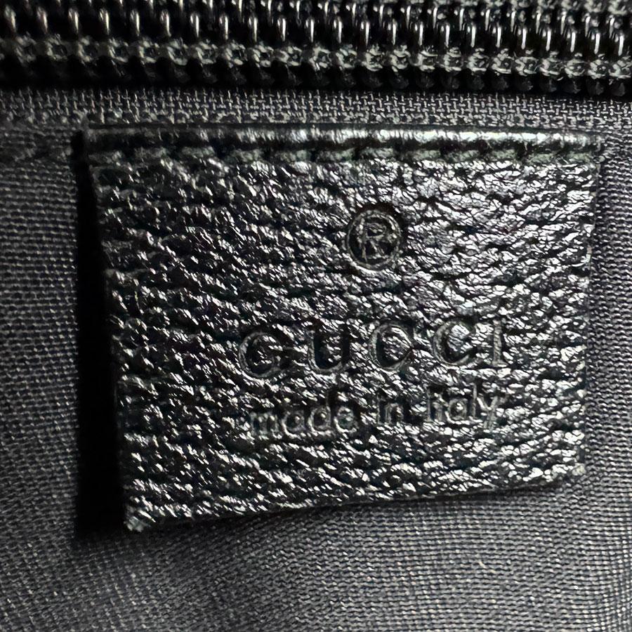 GUCCI（グッチ） 斜め掛けショルダーバッグ GGキャンバス ブラック