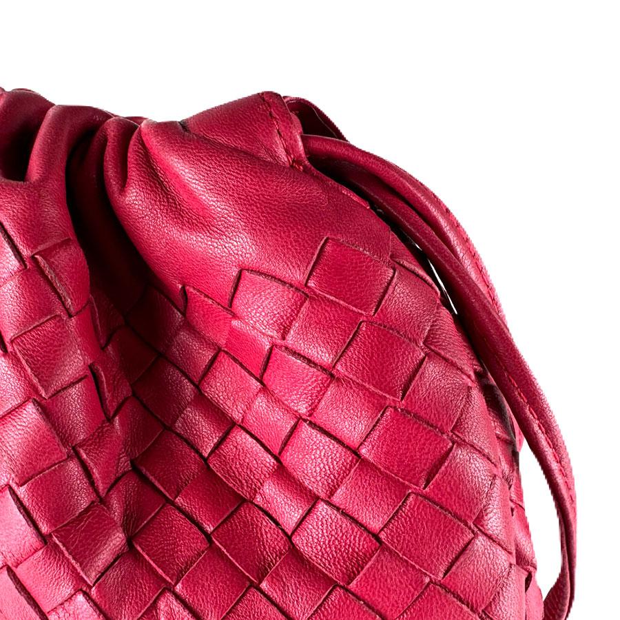 ボッテガヴェネタ BOTTEGAVENETA 斜め掛けショルダーバッグ イントレ