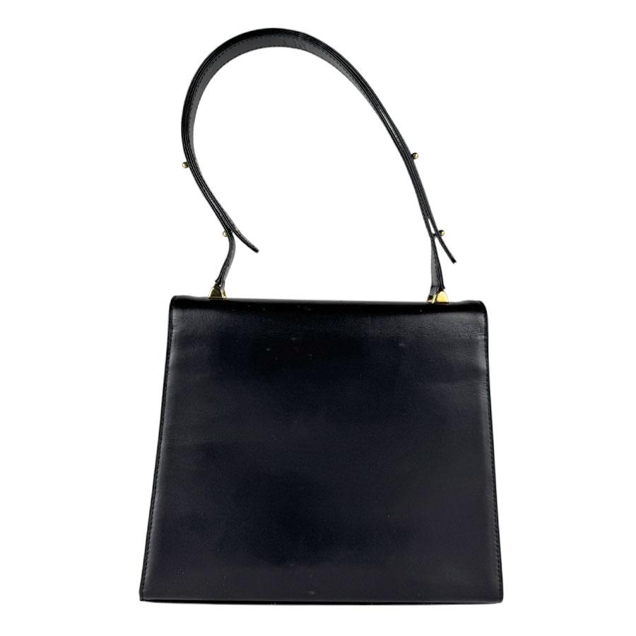 ルイ ヴィトン LOUIS VUITTON ショルダーバッグ オペラ レザー ノワール