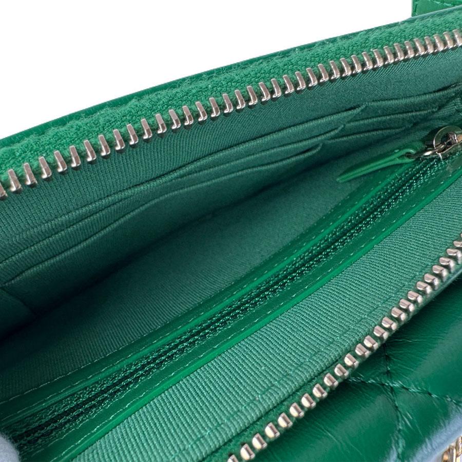 CHANEL（シャネル） ショルダーバッグ チェーンウォレット レザー