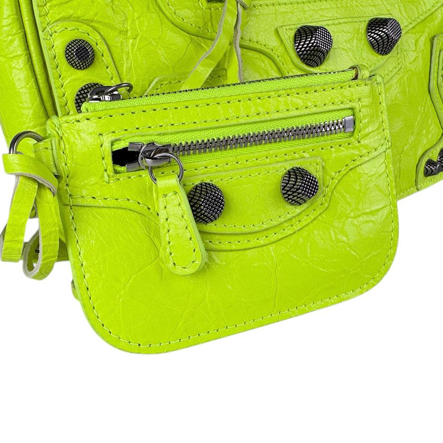 BALENCIAGA（バレンシアガ） ショルダーバッグ ル カゴールXS レザー