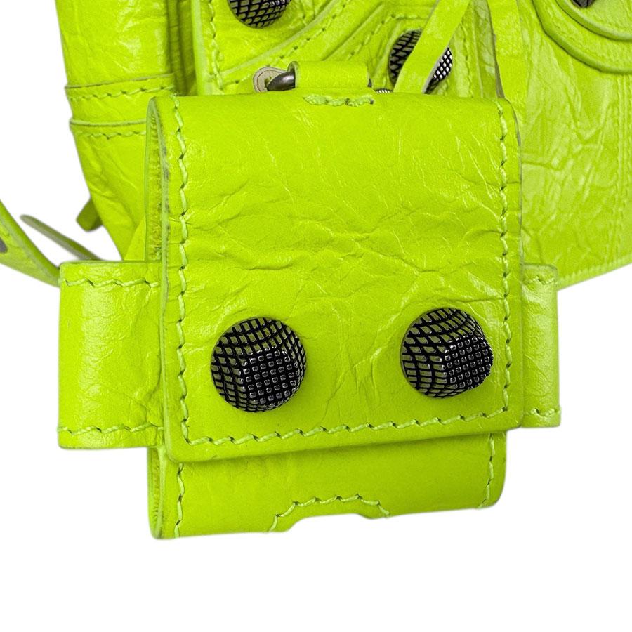 BALENCIAGA（バレンシアガ） ショルダーバッグ ル カゴールXS レザー