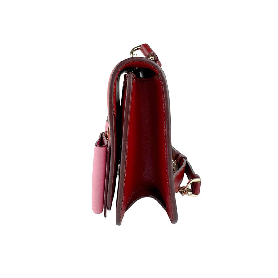 サルヴァトーレフェラガモ Salvatore Ferragamo ショルダーバッグ