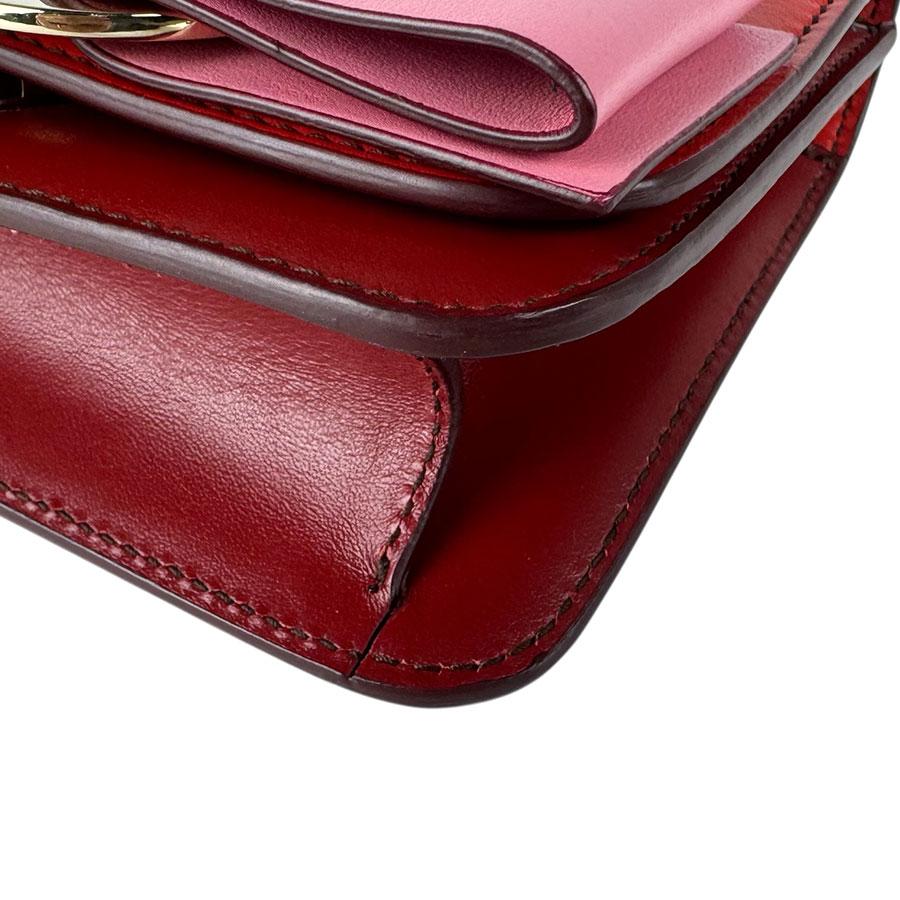 サルヴァトーレフェラガモ Salvatore Ferragamo ショルダーバッグ