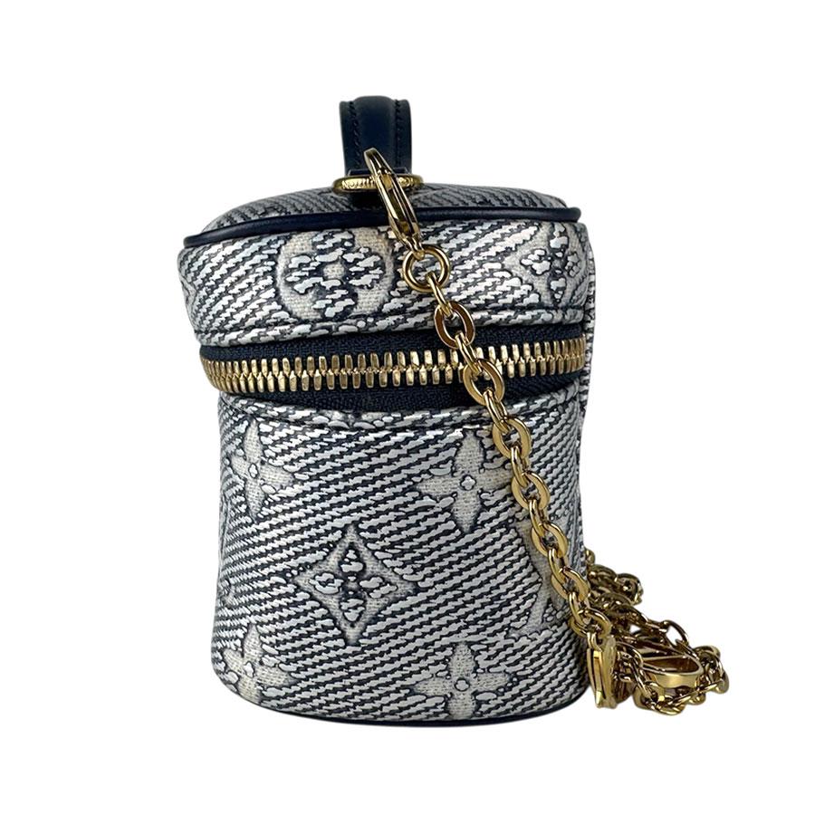 ルイ ヴィトン LOUIS VUITTON ショルダーバッグ モノグラム ラミネーテッドジャカード マイクロ ヴァニティ PVCコーティングキャンバス ネイビー レディース M82467 送料無料【中古】 z9063 LOUIS VUITTON（ルイ・ヴィトン） ルイ ヴィトン ショルダーバッグ