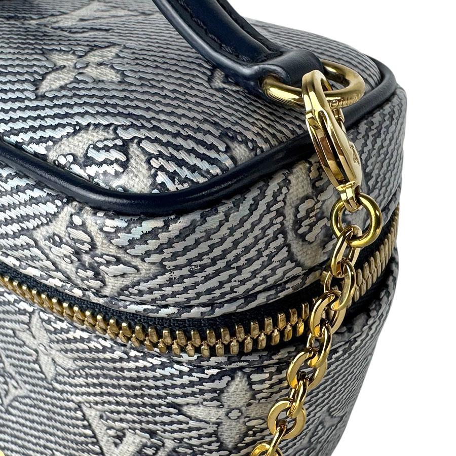 ルイ ヴィトン LOUIS VUITTON ショルダーバッグ モノグラム ラミネーテッドジャカード マイクロ ヴァニティ PVCコーティングキャンバス ネイビー レディース M82467 送料無料【中古】 z9063 LOUIS VUITTON（ルイ・ヴィトン） ルイ ヴィトン ショルダーバッグ
