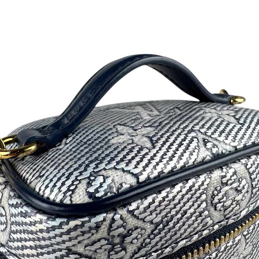 ルイ ヴィトン LOUIS VUITTON ショルダーバッグ モノグラム ラミネーテッドジャカード マイクロ ヴァニティ PVCコーティングキャンバス ネイビー レディース M82467 送料無料【中古】 z9063 LOUIS VUITTON（ルイ・ヴィトン） ルイ ヴィトン ショルダーバッグ