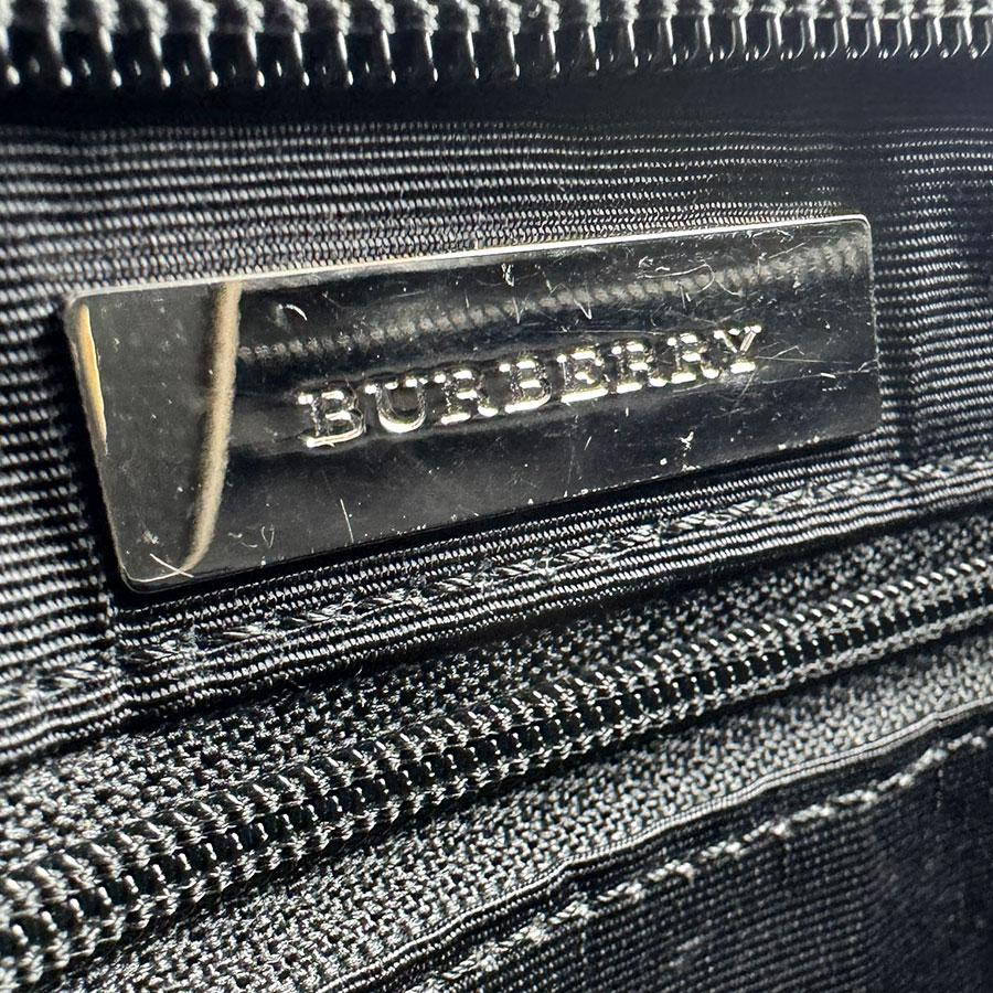 バーバリー BURBERRY ショルダーバッグ ナイロンキャンバス/レザー ベージュ/ブラック レディース 送料無料【中古】 z9098 BURBERRY（バーバリー） ショルダーバッグ ナイロンキャンバス/レザー