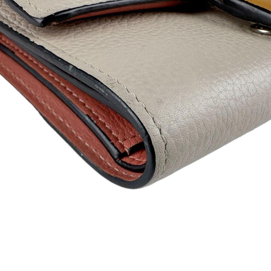 LOEWE（ロエベ） 三つ折り財布 ヴァーティカル ウォレット スモール