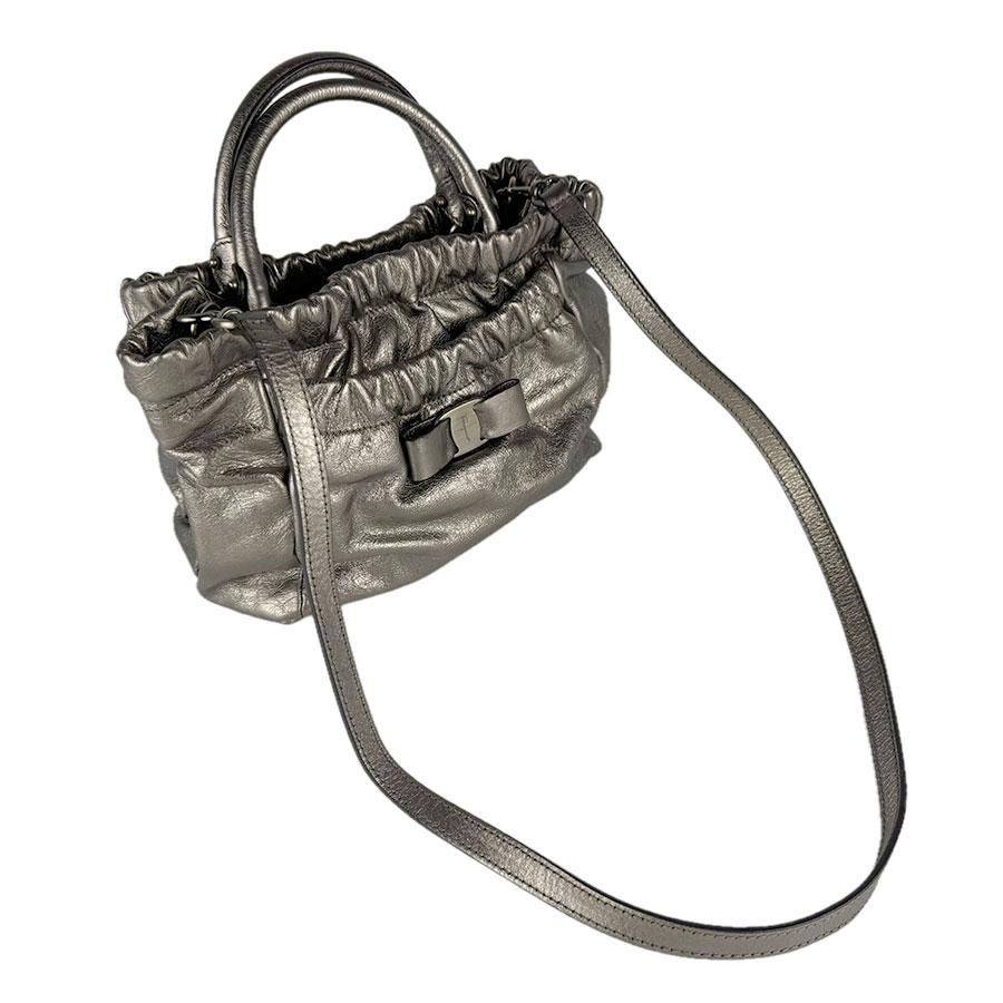 サルヴァトーレフェラガモ Salvatore Ferragamo ハンドバッグ