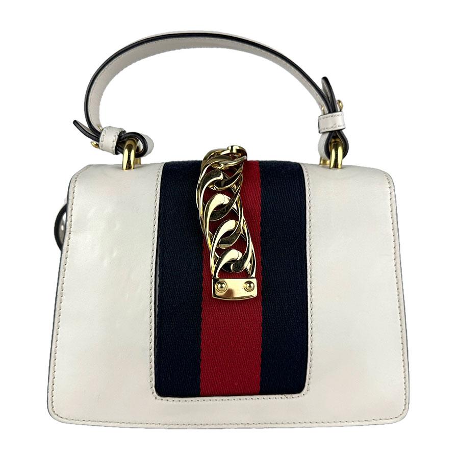 【最終価格】GUCCI シルヴィ ショルダーバッグ GUCCI（グッチ） ショルダーバッグ シルヴィ レザー ホワイト/ネイビー