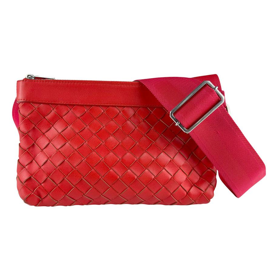 ボッテガヴェネタ BOTTEGAVENETA ショルダーバッグ マキシイントレチャート レザー レッド ユニセックス 送料無料【中古】 z9216 ボッテガヴェネタ BOTTEGAVENETA ショルダーバッグ マキシイントレ