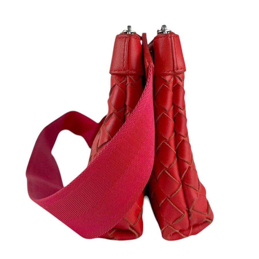 ボッテガヴェネタ BOTTEGAVENETA ショルダーバッグ マキシイントレチャート レザー レッド ユニセックス 送料無料【中古】 z9216 ボッテガヴェネタ BOTTEGAVENETA ショルダーバッグ マキシイントレ