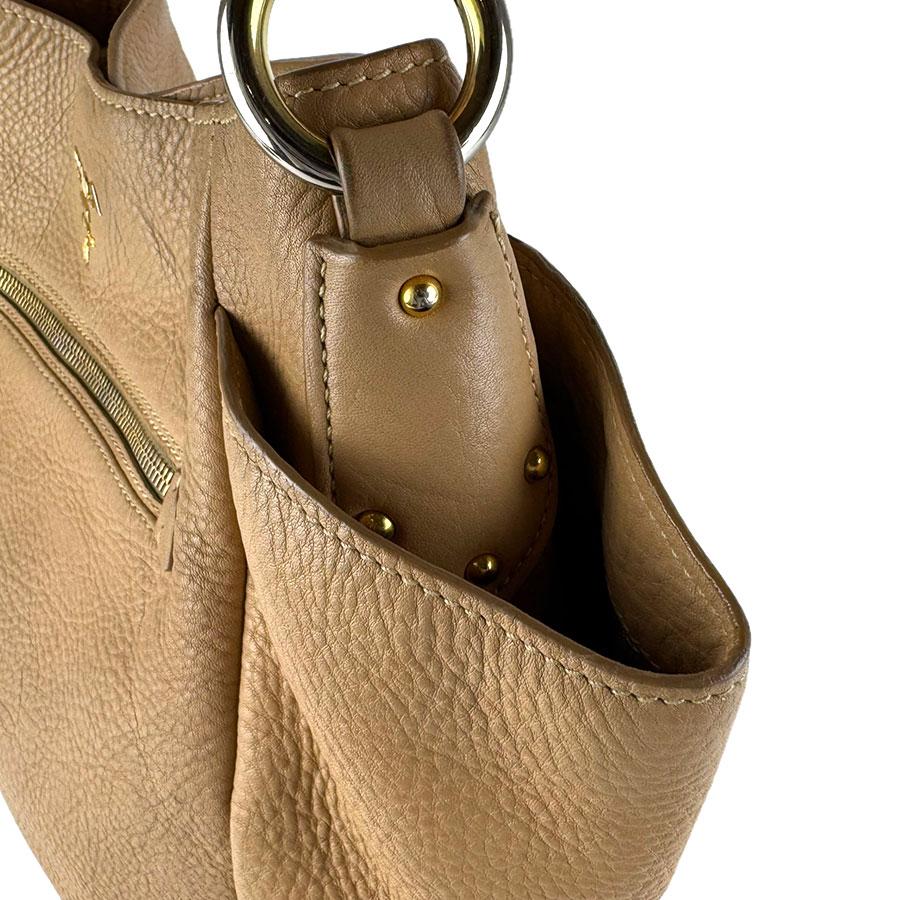 【美品】PRADAブラウンレザーワンショルダーストラップ♡ PRADA（プラダ） ショルダーバッグ レザー ベージュ : ブランド
