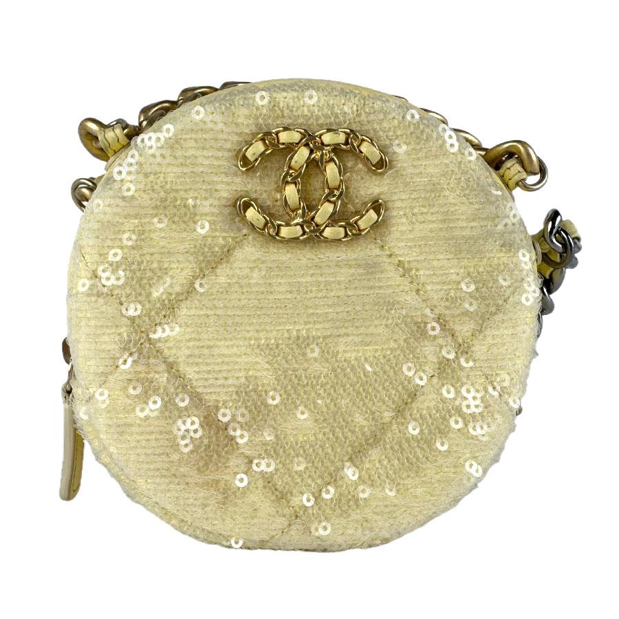 シャネル CHANEL ショルダーバッグ スパンコール/レザー イエロー レディース 送料無料【中古】 z9288 CHANEL（シャネル） ショルダーバッグ スパンコール/レザー イエロー