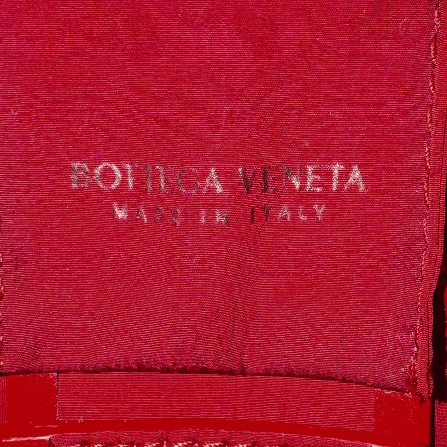 ボッテガヴェネタ BOTTEGAVENETA ショルダーバッグ カセット レザー レッド