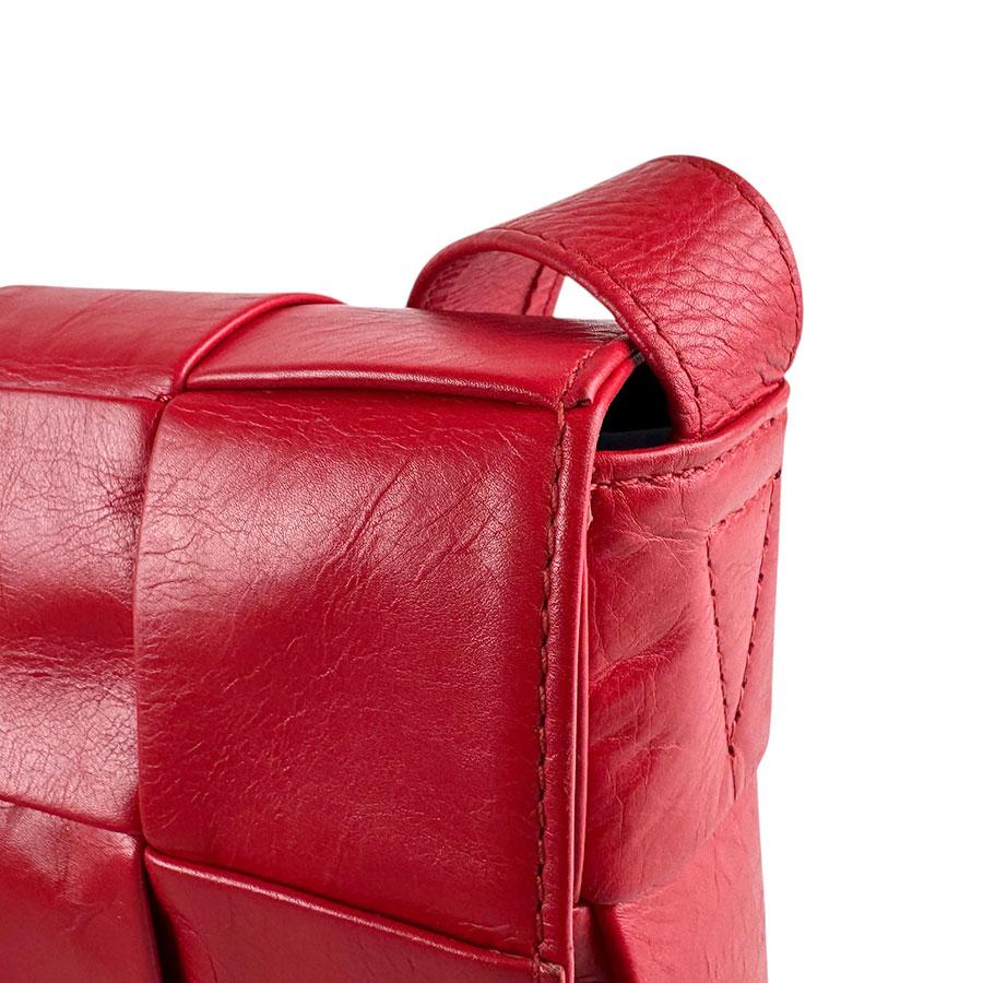 ボッテガヴェネタ BOTTEGAVENETA ショルダーバッグ カセット レザー レッド