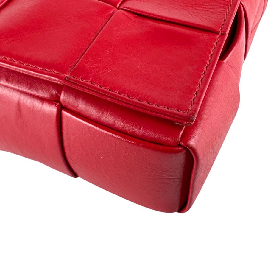 ボッテガヴェネタ BOTTEGAVENETA ショルダーバッグ カセット レザー レッド