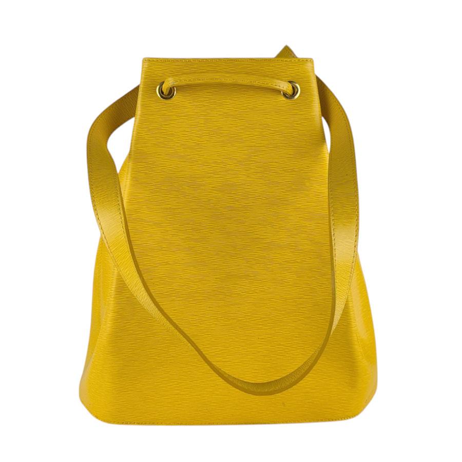 ニナリッチ NINA RICCI ショルダーバッグ レザー イエロー ゴールド レディース 送料無料【中古】 z9379 NINA RICCI - ニナリッチ NINA RICCI ショルダーバッグ レザー