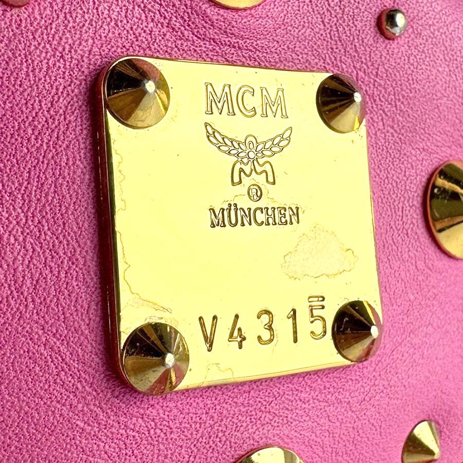 MCM（エムシーエム） エム シー エム リュック レザー/メタル ピンク 