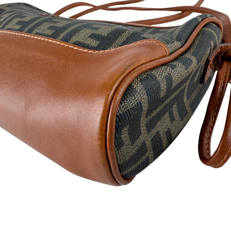 FENDI フェンディ ズッカ柄 ミニ ショルダーバッグ PVC レザー ブラウン FENDI（フェンディ） ズッカ トランク ショルダーバッグ PVC レザー