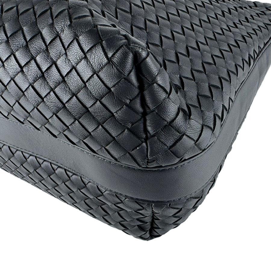 ボッテガヴェネタ BOTTEGAVENETA ショルダーバッグ イントレチャート レザー ブラック