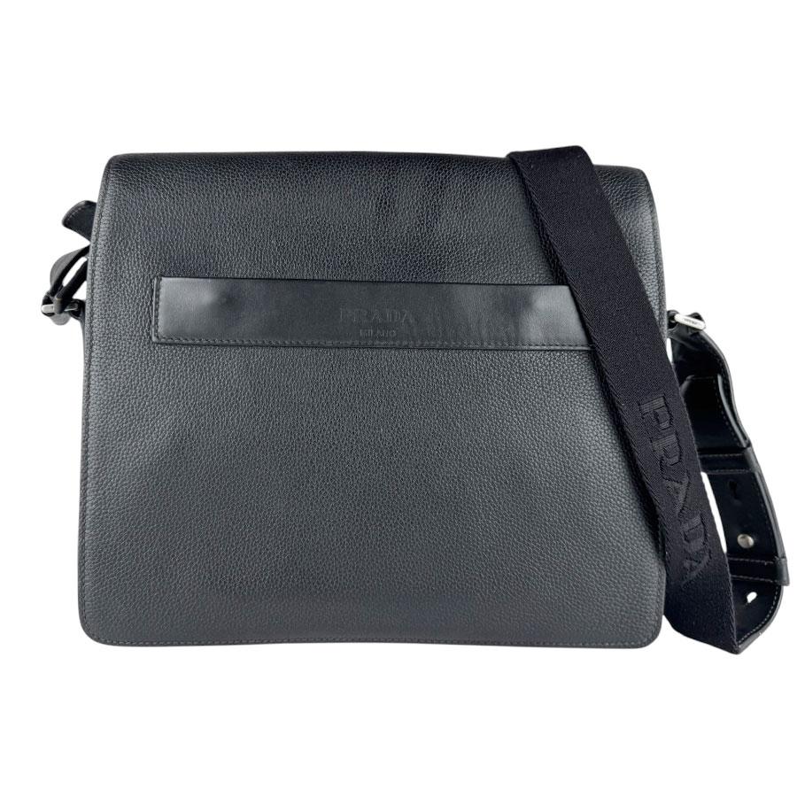 PRADA（プラダ） ショルダーバッグ レザー ブラック : ブランド