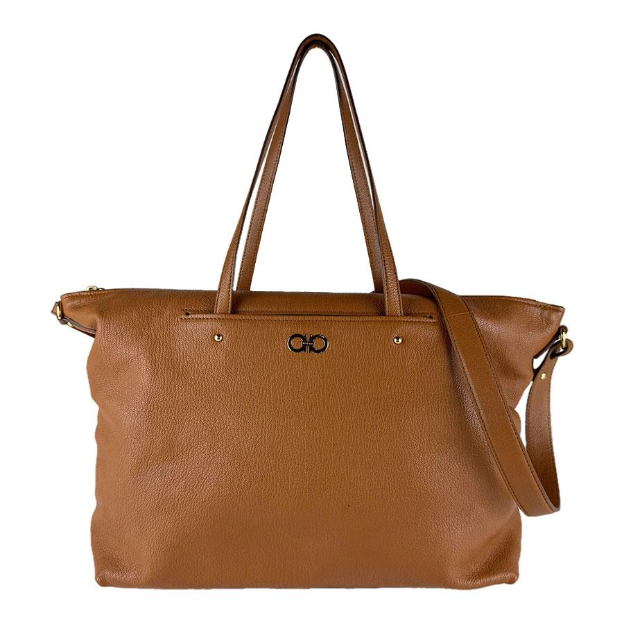 サルヴァトーレフェラガモ Salvatore Ferragamo ハンドバッグ 