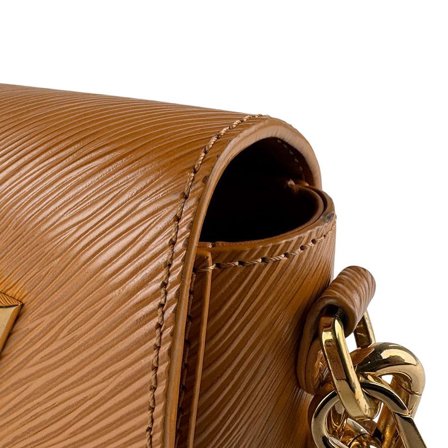 Louis Vuitton キャメル ショルダーバッグ LOUIS VUITTON（ルイ・ヴィトン） ルイ ヴィトン ショルダーバッグ