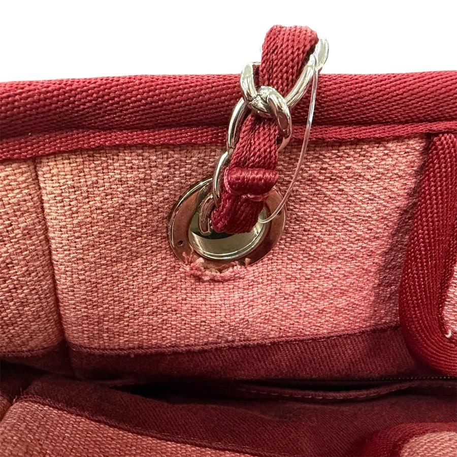 シャネル ドーヴィルPM ショルダーバッグ キャンバス レッド レディース CHANEL  中古 CHANEL（シャネル） ドーヴィルPM ショルダーバッグ キャンバス レッド