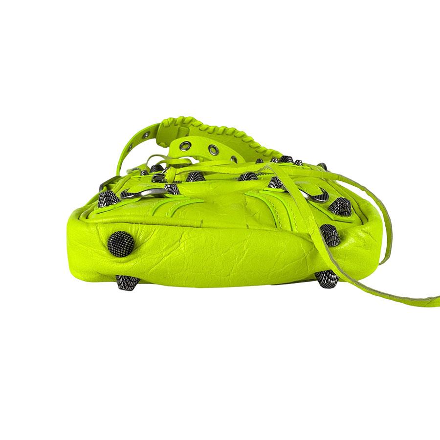 バレンシアガ BALENCIAGA ル カゴール ネオンイエロー ショルダーバッグ【中古】 BALENCIAGA - バレンシアガ BALENCIAGA ル カゴール ネオンイエロー