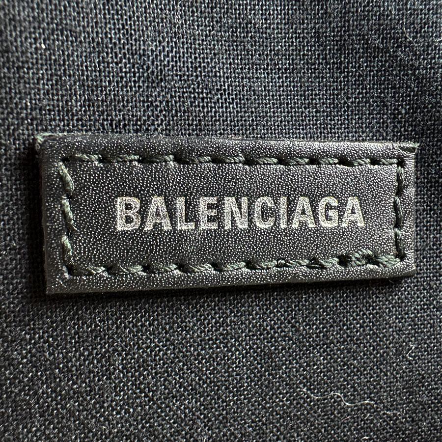 BALENCIAGA（バレンシアガ） ショルダーバッグ ネイビーポシェット