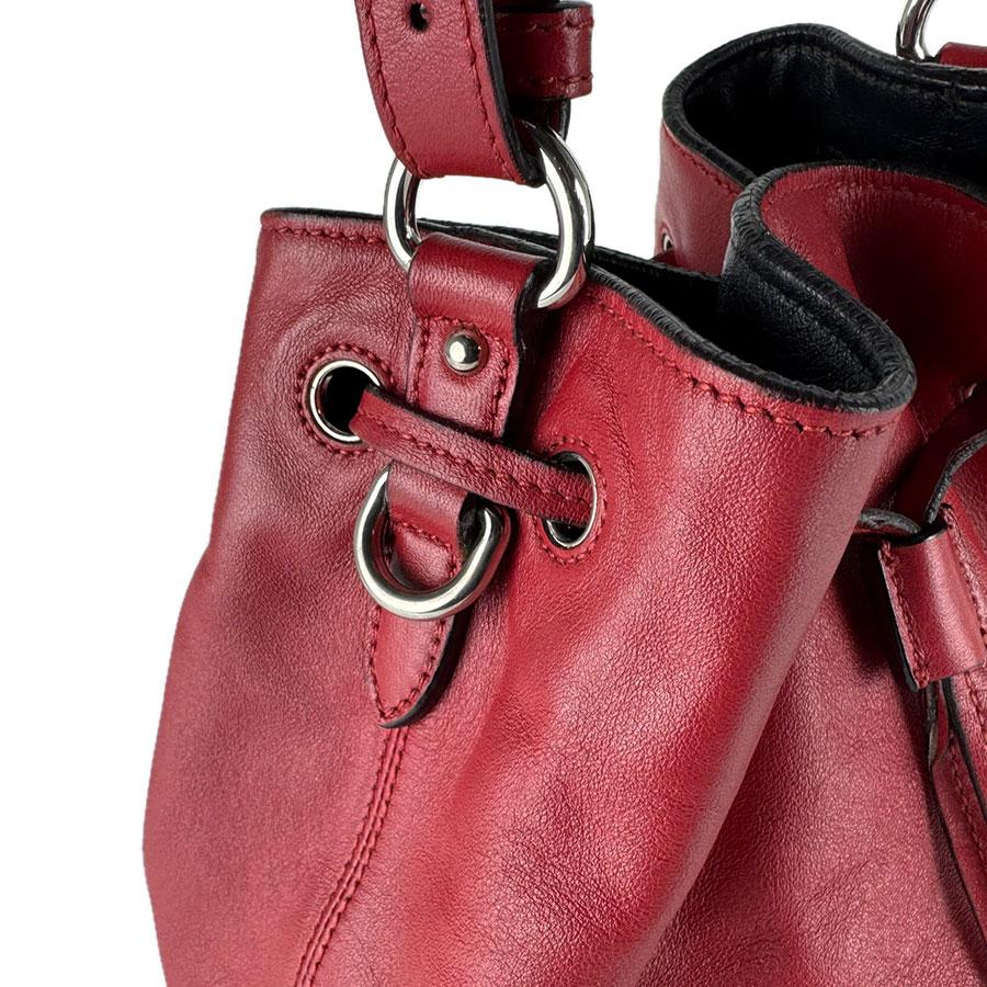 PRADA（プラダ） ショルダーバッグ レザー レッド : ブランドバリュー