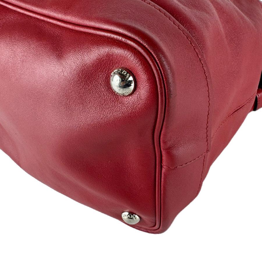 PRADA（プラダ） ショルダーバッグ レザー レッド : ブランドバリュー