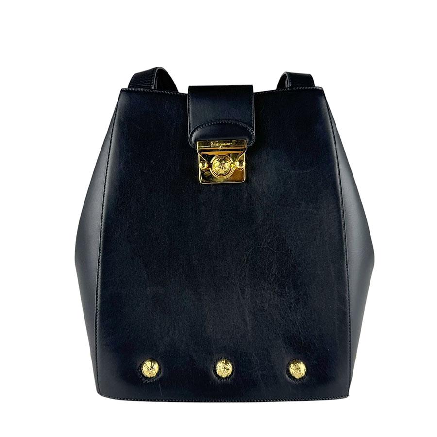 サルヴァトーレフェラガモ Salvatore Ferragamo ショルダーバッグ